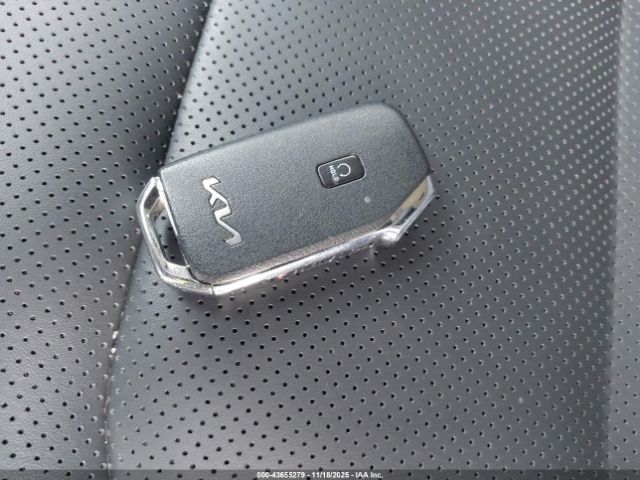 2023 KIA EV6 KNDL34LA1P5612835 Photo 10
