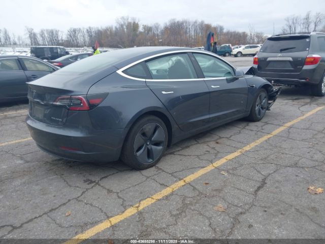 2018 TESLA MODEL 3 5YJ3E1EB9JF103709 Photo 3