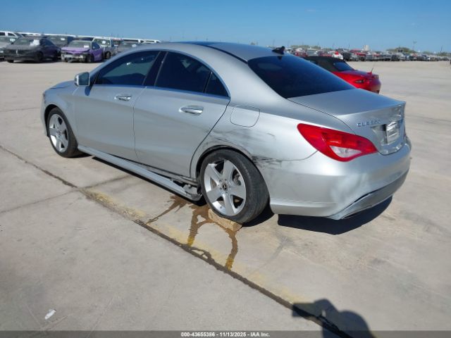 2018 MERCEDES-BENZ CLA 250 WDDSJ4EB7JN582812 Photo 2