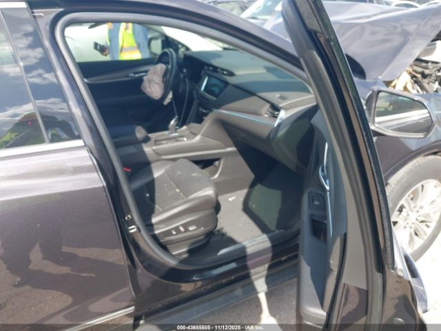 2019 CADILLAC XT5 1GYKNCRS0KZ168763 Photo 4