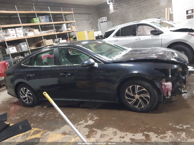 43655602 :رقم المزاد ، KMHL24JJ1MA027600 vin ، 2021 Hyundai Sonata Blue مزاد بيع