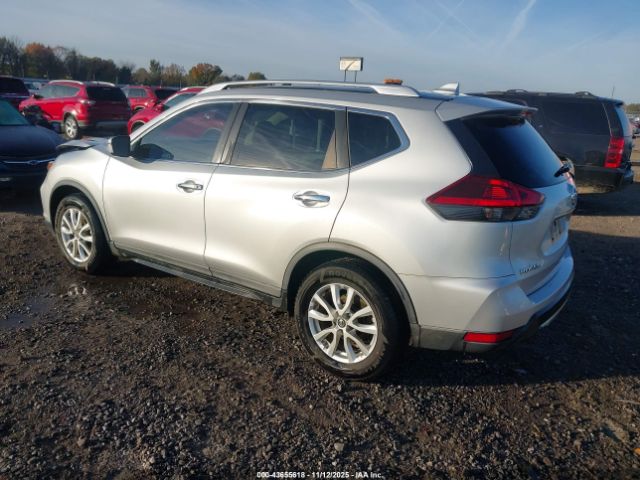 2018 NISSAN ROGUE KNMAT2MT8JP537610 Photo 2