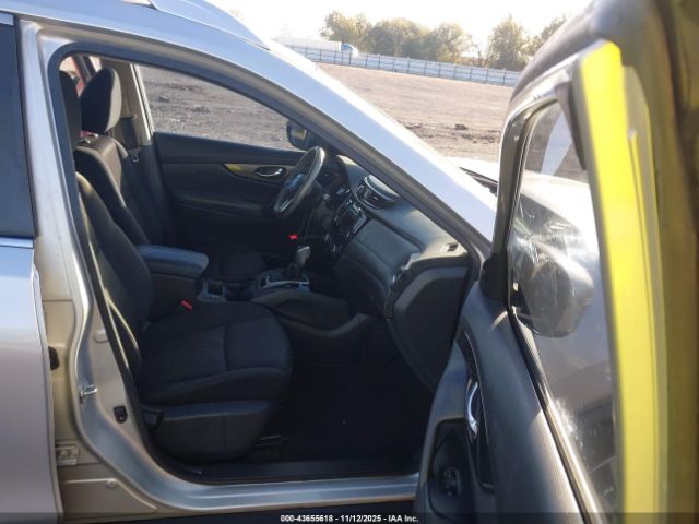 2018 NISSAN ROGUE KNMAT2MT8JP537610 Photo 4