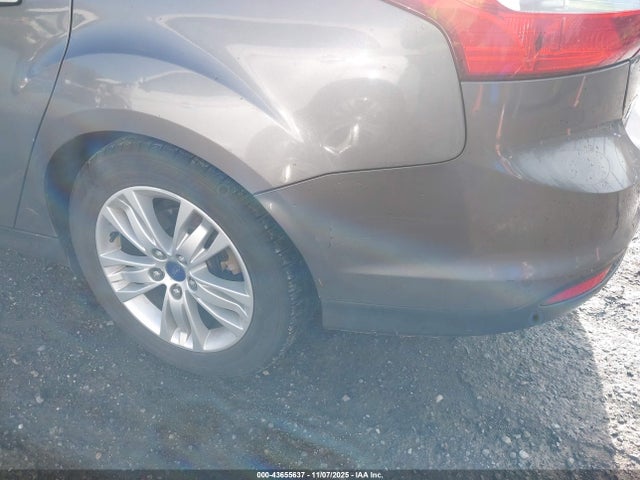 43655637 :رقم المزاد ، 1FAHP3H21CL184105 vin ، 2012 Ford Focus Sel مزاد بيع