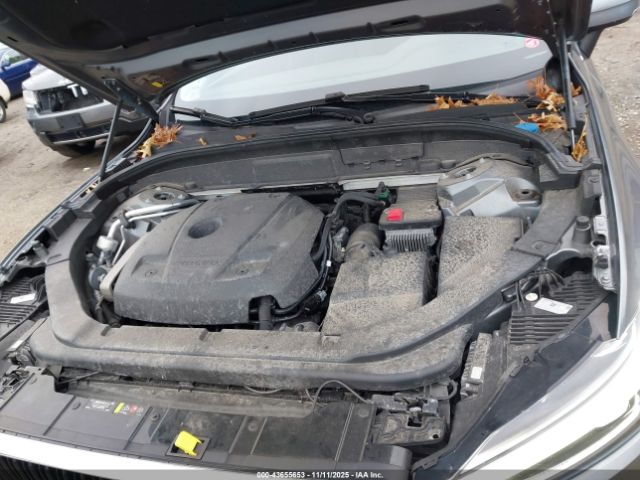 2020 VOLVO XC60 YV4102RK6L1431720 Photo 9