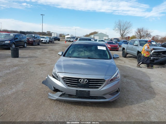 Hyundai Sonata Limited 2015 5NPE34AF0FH157207 Image 11
