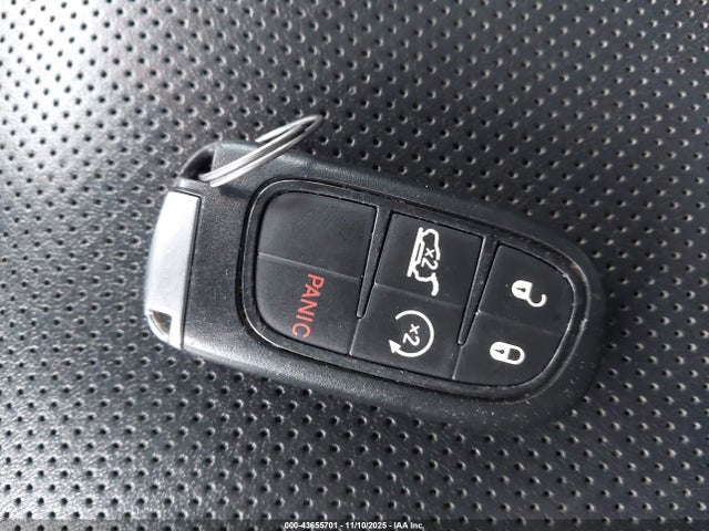 Jeep Cherokee Limited 4x4 2019 1C4PJMDN8KD174371 Image 11