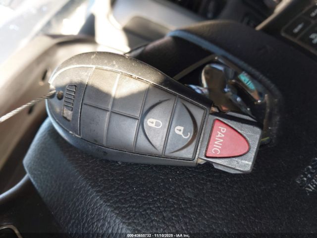 2019 RAM 1500 CLASSIC 1C6RR7KG1KS621116 Photo 10