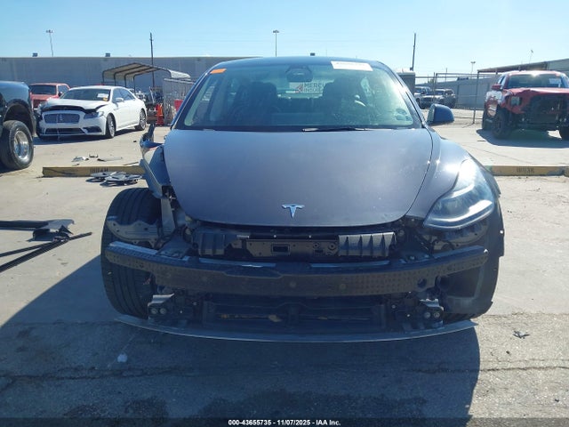Tesla Model 3 Long Range Dual Motor All-wheel Drive 2022 5YJ3E1EB3NF206761 Image 12