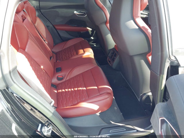 2023 AUDI E-TRON GT WAUEJBFW3P7002169 Photo 7