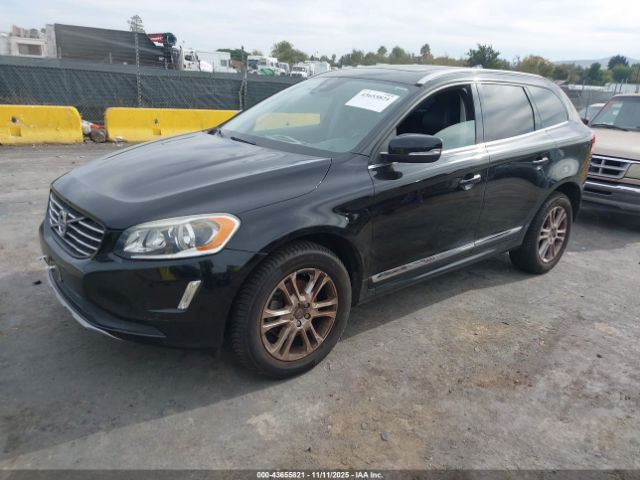 2016 VOLVO XC60 YV4612RK1G2863277 Photo 1