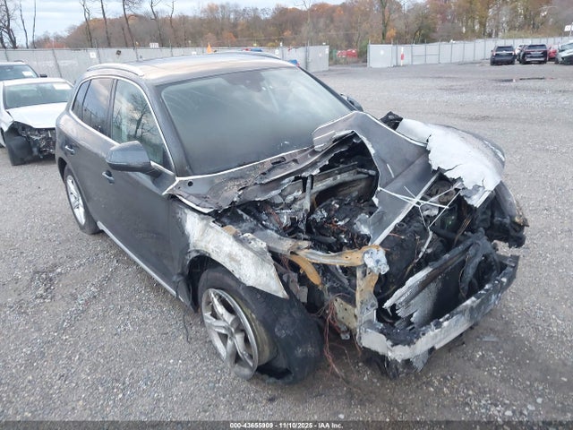 Aukcja sprzedaży 2021 Audi Q5 Premium 45 Tfsi Quattro S Tronic, vin: WA1AAAFY0M2038790, numer aukcji: 43655909