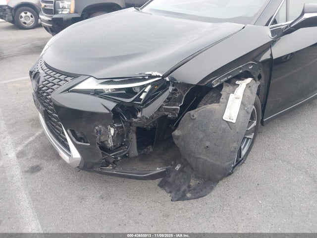 JTHX6JBH4P2142029 Lexus UX 250H