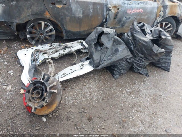 43655932 :رقم المزاد ، 5YM23CS03P9S43314 vin ، 2023 Bmw Xm مزاد بيع
