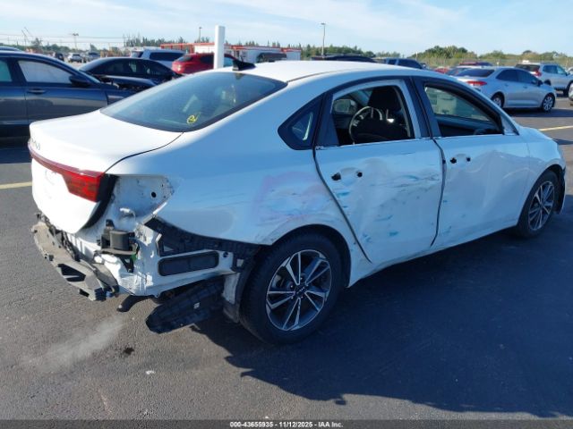 2022 KIA FORTE 3KPF24AD5NE443160 Photo 5