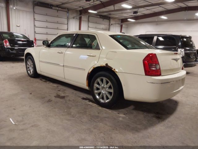 2009 CHRYSLER 300 2C3LA53V29H558024 Photo 2