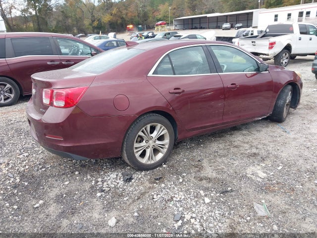 2015 CHEVROLET MALIBU 1G11C5SLXFF110231 Photo 3