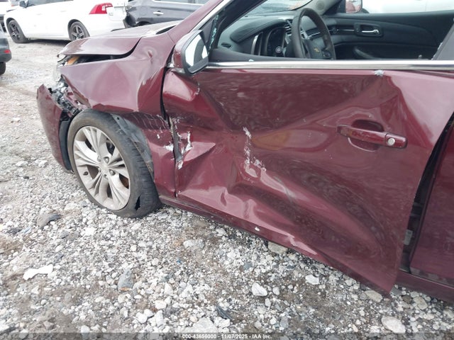 2015 CHEVROLET MALIBU 1G11C5SLXFF110231 Photo 5