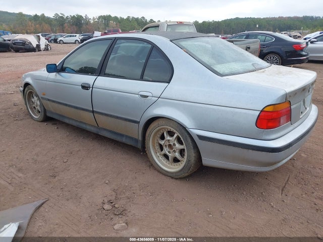 1998 BMW 540I WBADE5323WBV93120 Photo 2