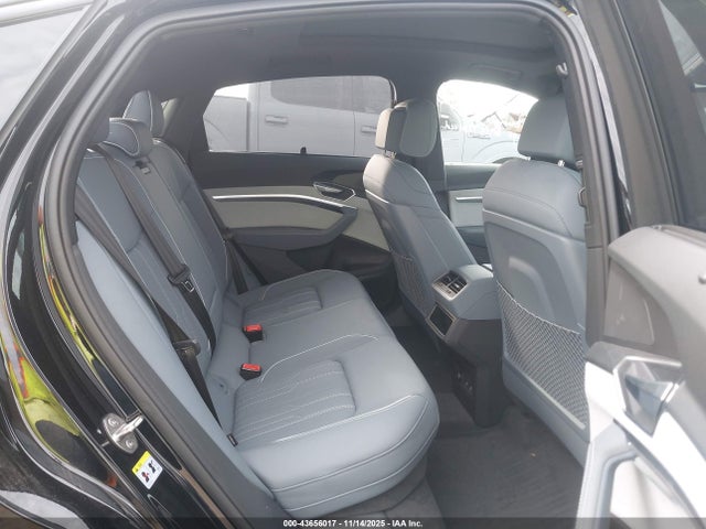 2023 AUDI E-TRON SPORTBACK WA13ABGE2PB014918 Photo 7