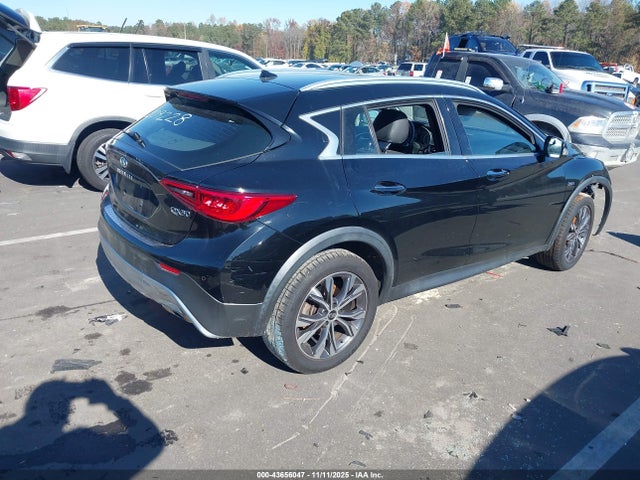 43656047 :رقم المزاد ، SJKCH5CR4HA024530 vin ، 2017 Infiniti Qx30 Premium مزاد بيع