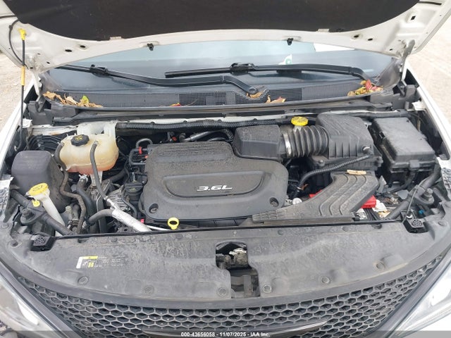 2018 CHRYSLER PACIFICA 2C4RC1EG4JR174316 Photo 9