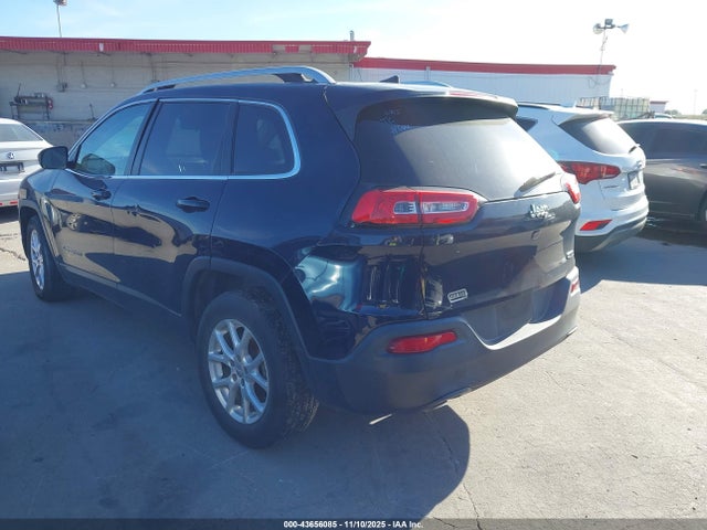 1C4PJLCB1GW293473 Jeep Cherokee Latitude