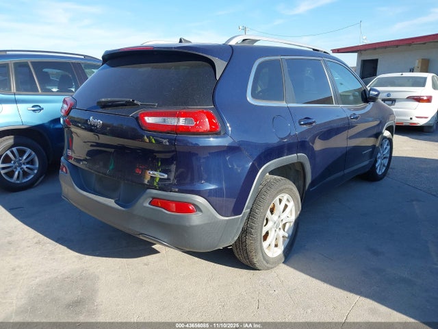 1C4PJLCB1GW293473 Jeep Cherokee Latitude