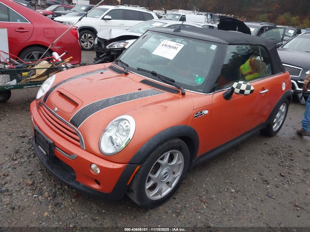 2005 MINI COOPER S WMWRH334X5TF81383 Photo 1
