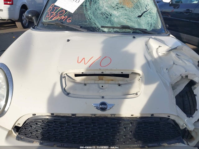 2011 MINI COOPER S CLUBMAN WMWZG3C58BTY36407 Photo 9