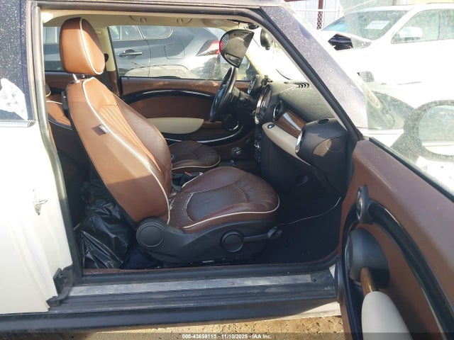 2011 MINI COOPER S CLUBMAN WMWZG3C58BTY36407 Photo 4