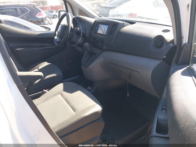 2017 Nissan Nv200 S მანქანა იყიდება აუქციონზე, vin: 3N6CM0KN6HK697962, აუქციონის ნომერი: 43656139