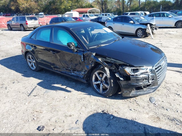2015 AUDI A3 WAUACGFFXF1011295 Photo 0