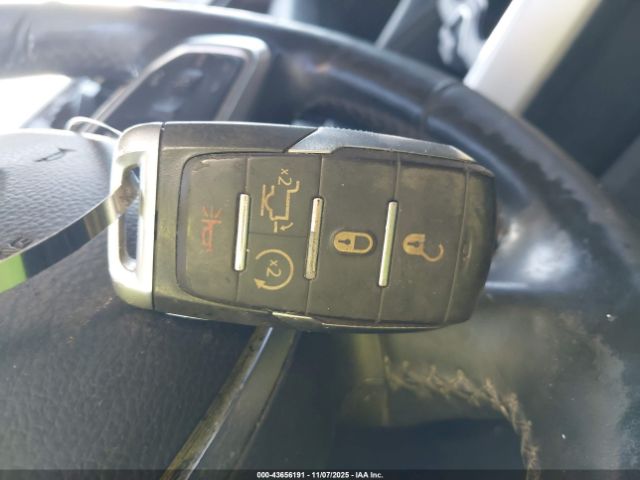 2019 RAM 1500 1C6SRFJT1KN673256 Photo 10