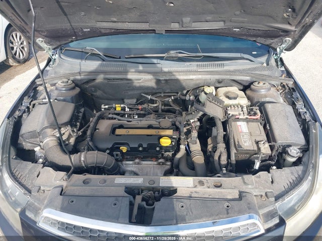 1G1PC5SBXE7341091 Chevrolet Cruze 1lt Auto
