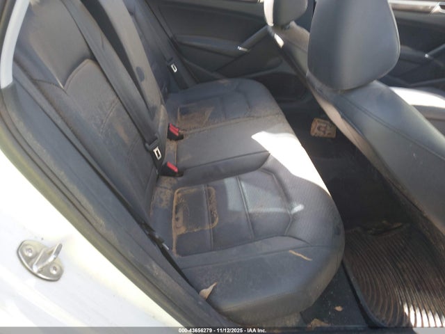 Volkswagen Passat 2.0t Se 2018 1VWBA7A32JC020979 Image 8
