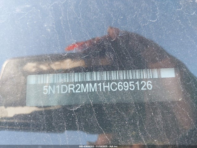 5N1DR2MM1HC695126 Nissan Pathfinder S