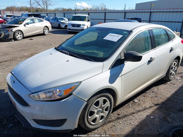 Aukcja sprzedaży 2018 Ford Focus S, vin: 1FADP3E28JL277767, numer aukcji: 43656321