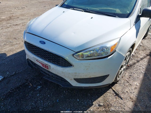 Aukcja sprzedaży 2018 Ford Focus S, vin: 1FADP3E28JL277767, numer aukcji: 43656321