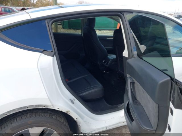 2023 TESLA MODEL Y 7SAYGDEE0PF768148 Photo 7