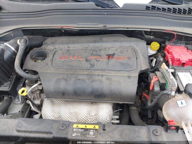 2020 JEEP RENEGADE ZACNJBBB3LPL84042 Photo 9