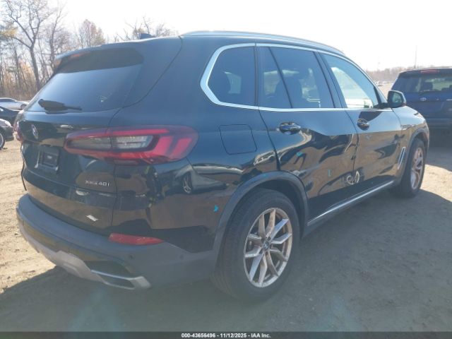 2022 BMW X5 5UXCR6C04N9K10846 Photo 3