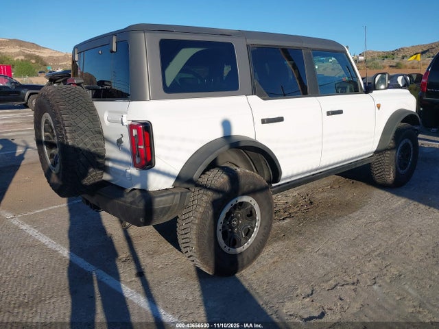 2024 FORD BRONCO 1FMEE9BP0RLA54122 Photo 3