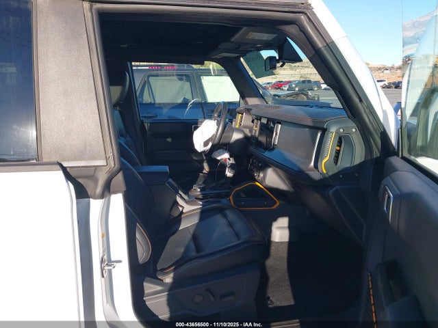 2024 FORD BRONCO 1FMEE9BP0RLA54122 Photo 4