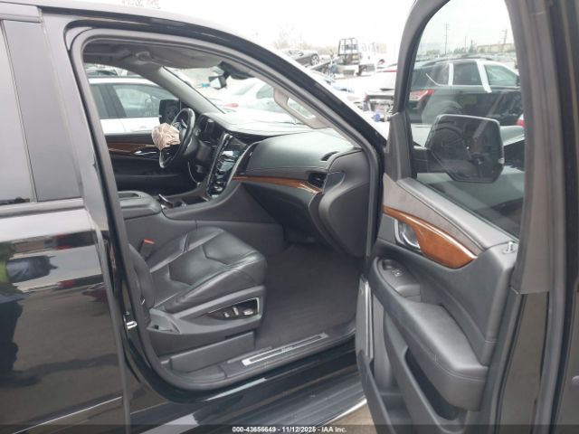 2020 CADILLAC ESCALADE ESV 1GYS3HKJ7LR245117 Photo 4