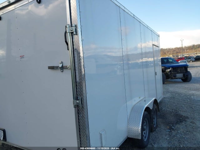 7PKBE162XS1000997 Seed Cargo Trailer 7