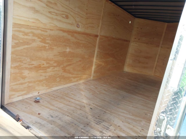 7PKBE162XS1000997 Seed Cargo Trailer 7