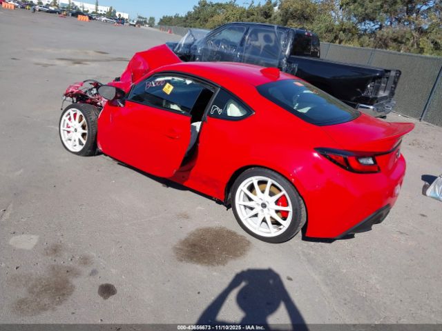 2025 TOYOTA GR86 JF1ZNBE14S8758293 Photo 2