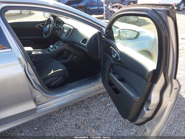 2016 Chrysler 200 Limited მანქანა იყიდება აუქციონზე, vin: 1C3CCCAB3GN181392, აუქციონის ნომერი: 43656679