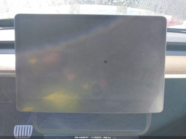 2024 TESLA MODEL Y 7SAYGDEF7RF023778 Photo 6